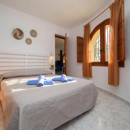 Willa Global Molines - By Global Holidays 24345