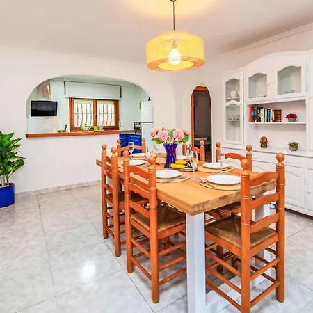 Global Molines - By Global Holidays 24345 Willa Calpe